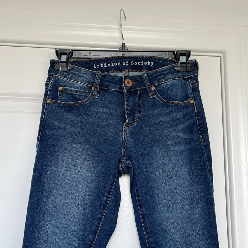 Articles of Society women’s jeans - Picture 2 of 3